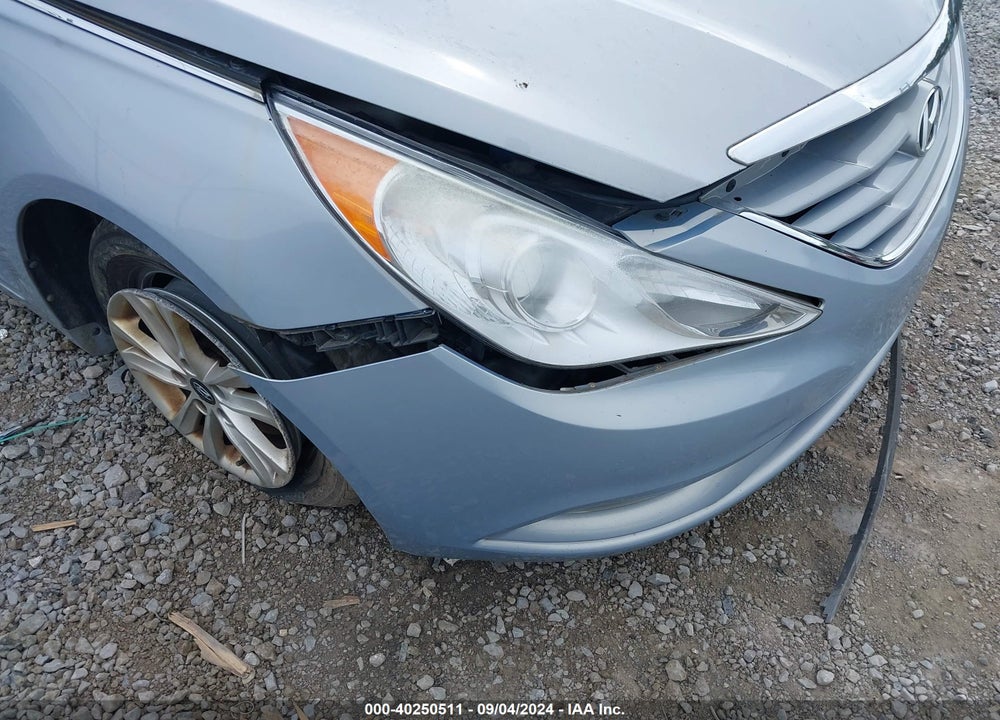 2013 HYUNDAI SONATA GLS VIN: 5NPEB4AC1DH711215