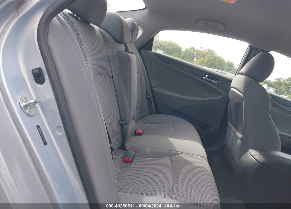 2013 HYUNDAI SONATA GLS VIN: 5NPEB4AC1DH711215