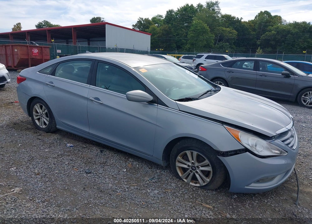 2013 HYUNDAI SONATA GLS VIN: 5NPEB4AC1DH711215