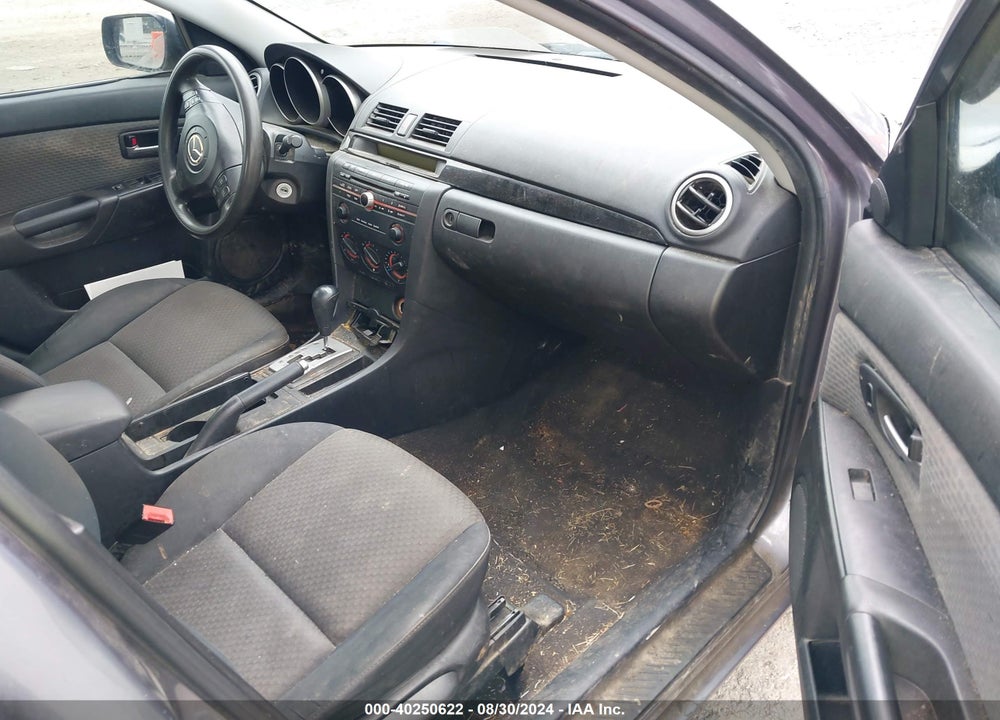 2005 MAZDA 3 I VIN: JM1BK32F051312374