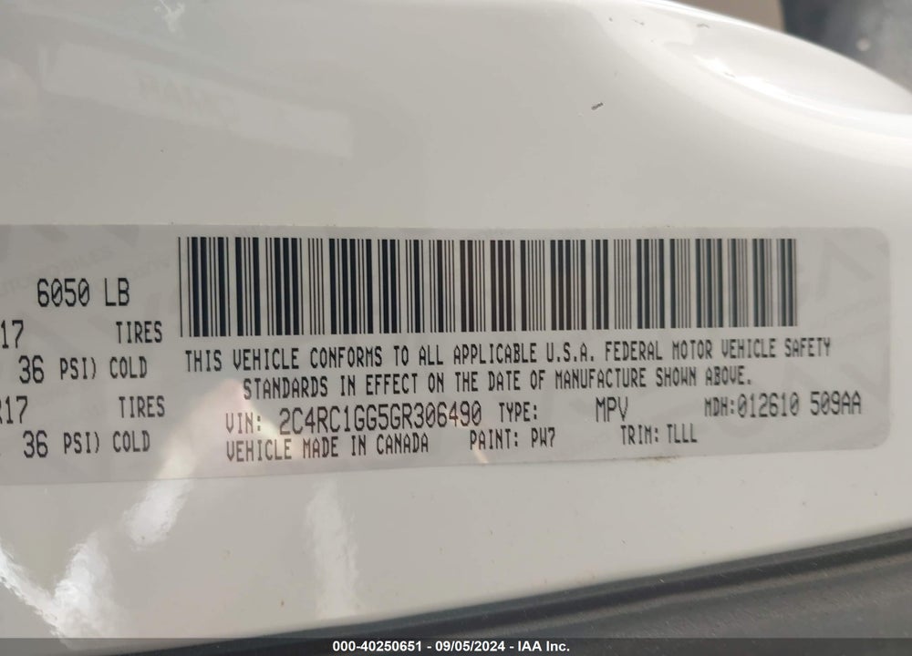 2016 CHRYSLER TOWN & COUNTRY LIMITED PLATINUM VIN: 2C4RC1GG5GR306490