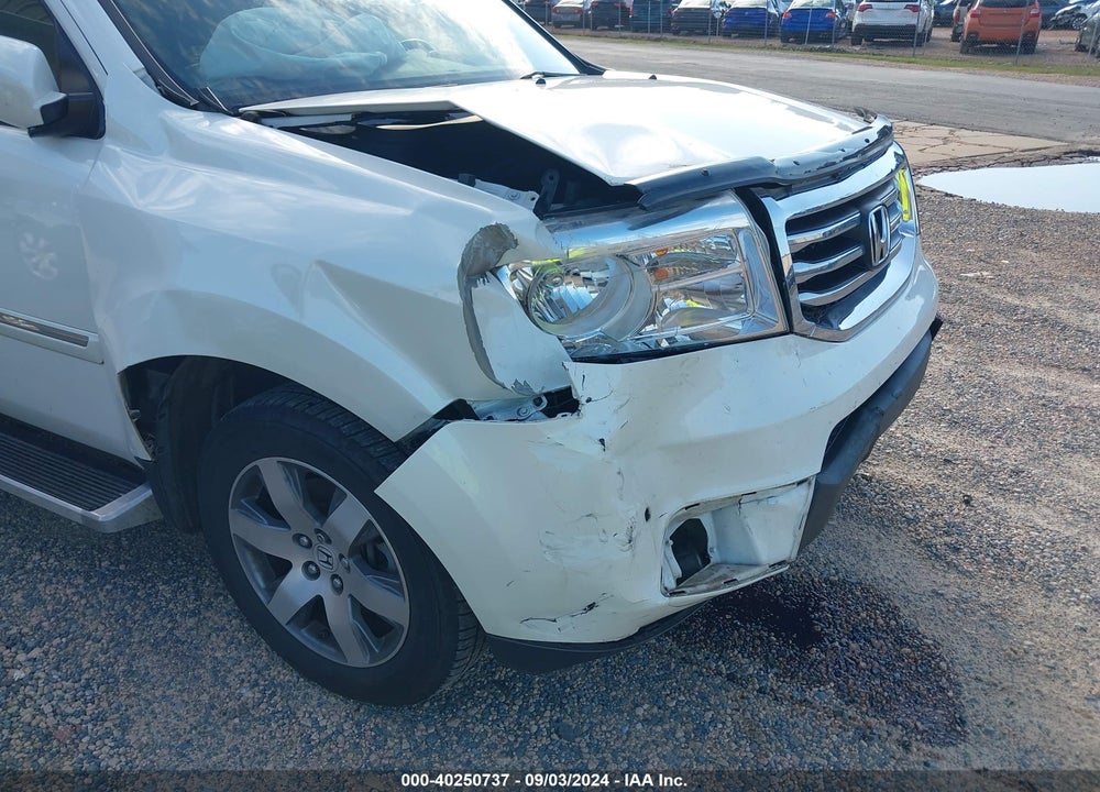 2014 HONDA PILOT TOURING VIN: 5FNYF3H96EB001717
