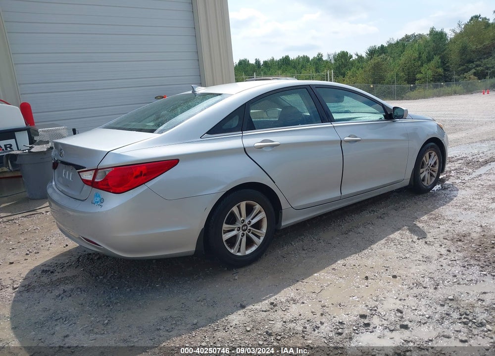 2012 HYUNDAI SONATA GLS VIN: 5NPEB4AC2CH448957