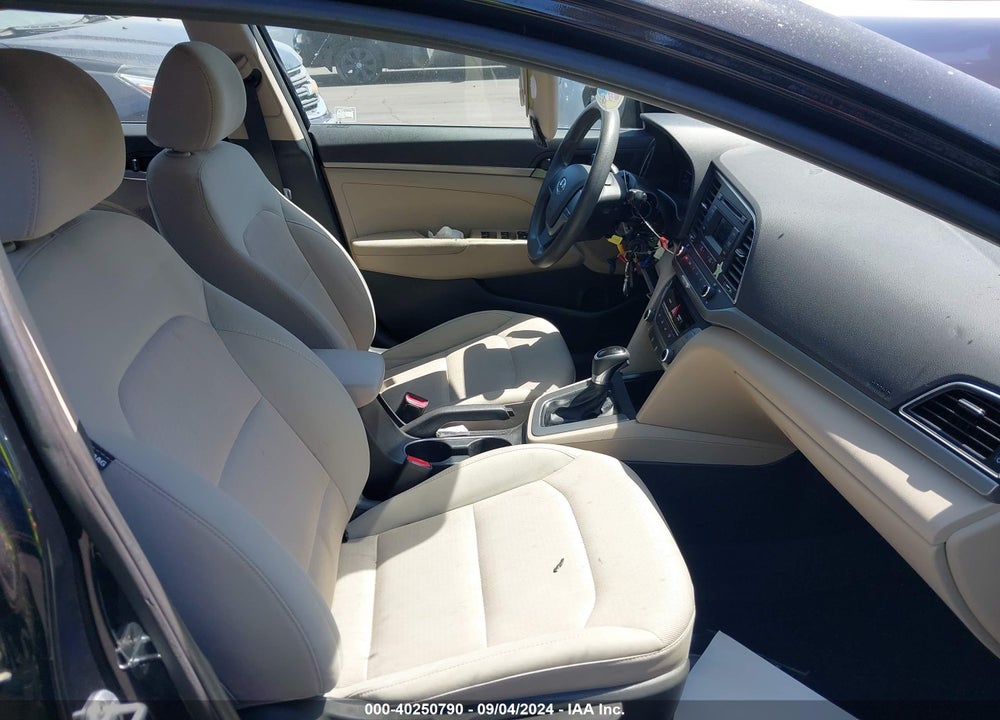 2017 HYUNDAI ELANTRA SE VIN: 5NPD74LF5HH050959