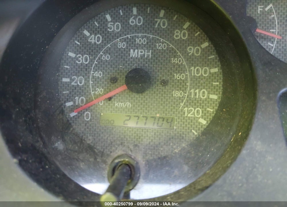 2000 TOYOTA RAV4 VIN: JT3HP10V5Y7161788