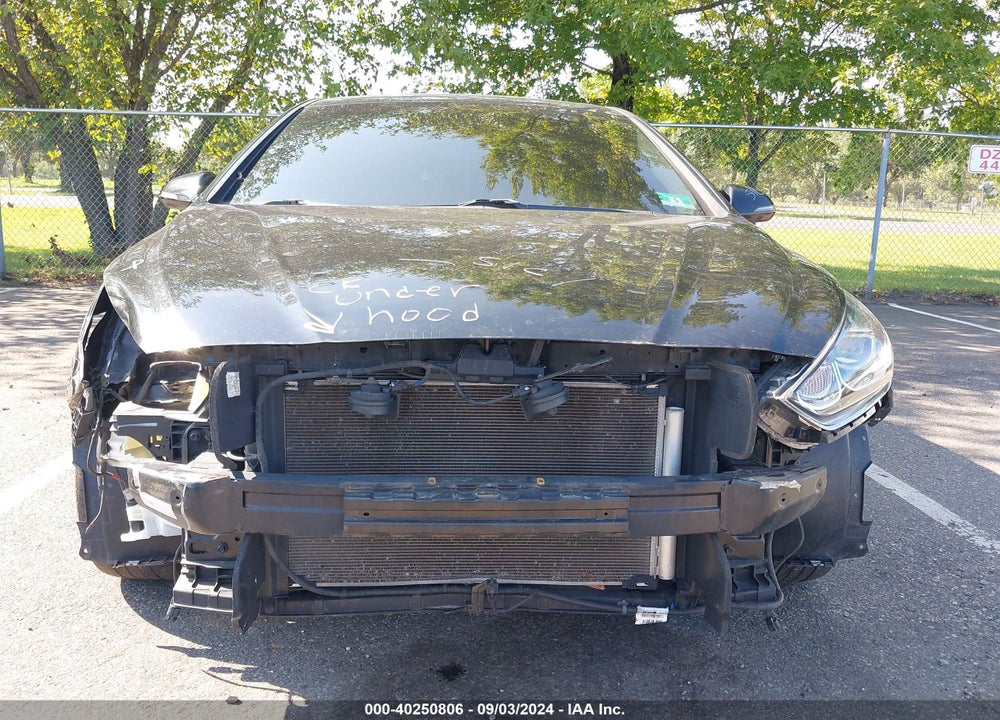 2018 HYUNDAI SONATA LIMITED VIN: 5NPE34AF1JH630525