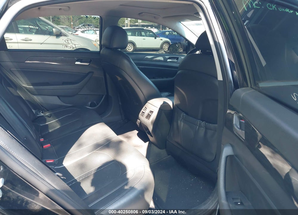 2018 HYUNDAI SONATA LIMITED VIN: 5NPE34AF1JH630525