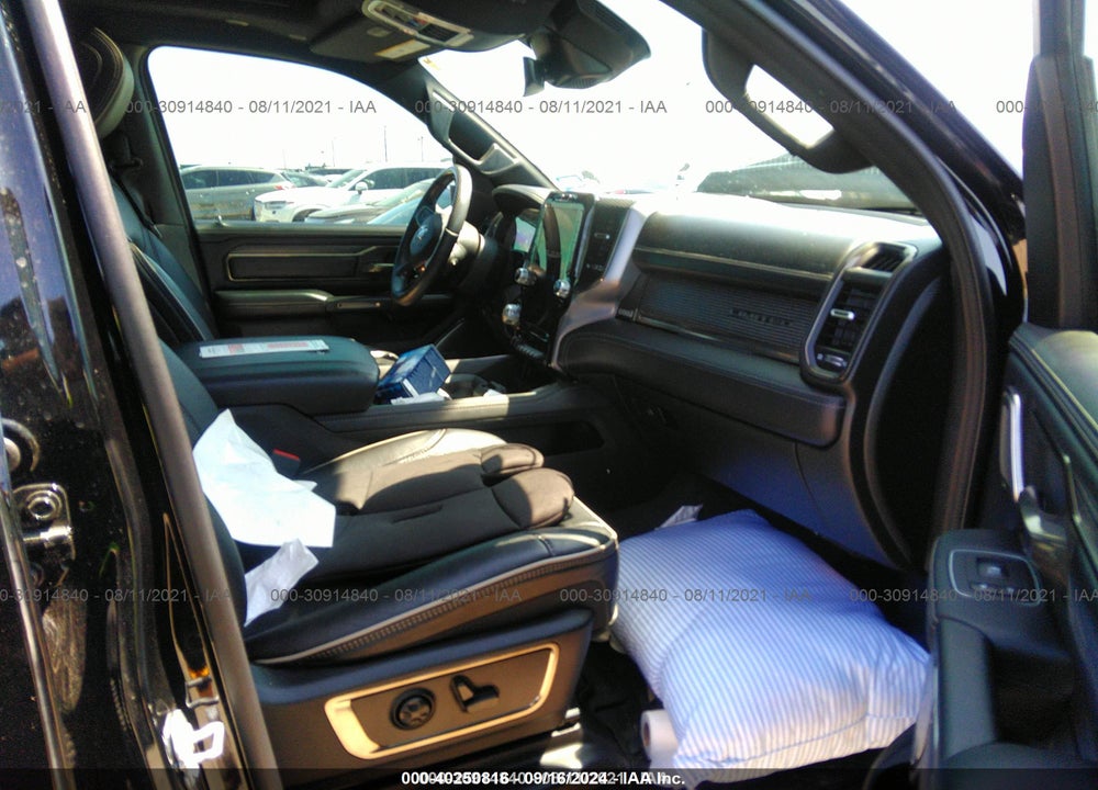 2020 RAM 1500 LIMITED VIN: 1C6SRFHTXLN330405