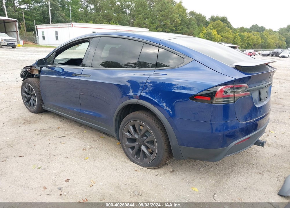 2022 TESLA MODEL X PLAID TRI MOTOR ALL-WHEEL DRIVE VIN: 7SAXCBE60NF343465