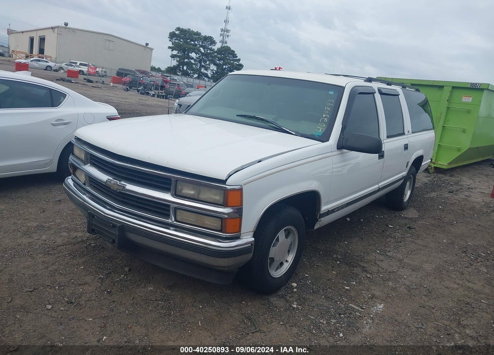 1999 CHEVROLET SUBURBAN 1500 LT VIN: 3GNEC16R3XG164266