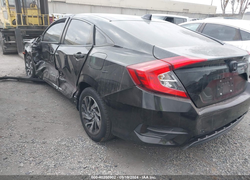2018 HONDA CIVIC EX VIN: 2HGFC2F79JH608275