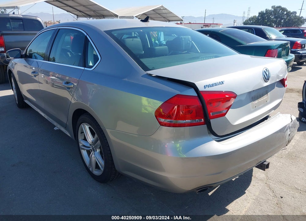 2014 VOLKSWAGEN PASSAT 1.8T SE VIN: 1VWBT7A32EC039533