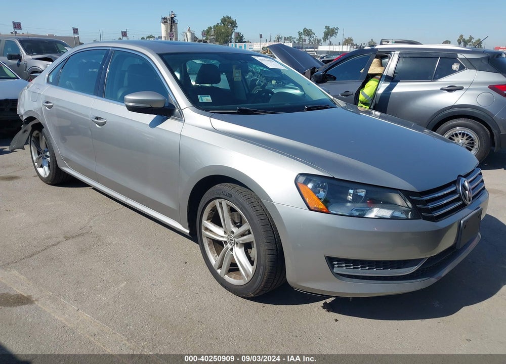 2014 VOLKSWAGEN PASSAT 1.8T SE VIN: 1VWBT7A32EC039533