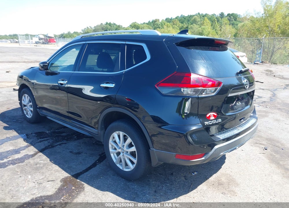 2018 NISSAN ROGUE SV VIN: KNMAT2MT9JP548079