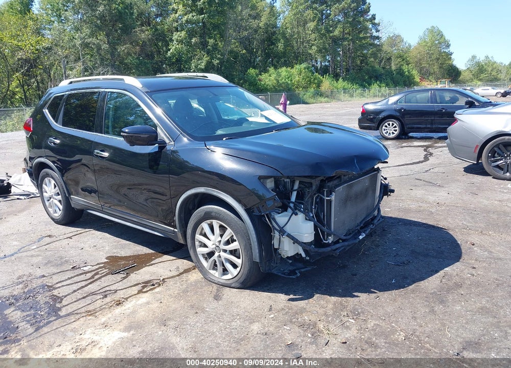 2018 NISSAN ROGUE SV VIN: KNMAT2MT9JP548079