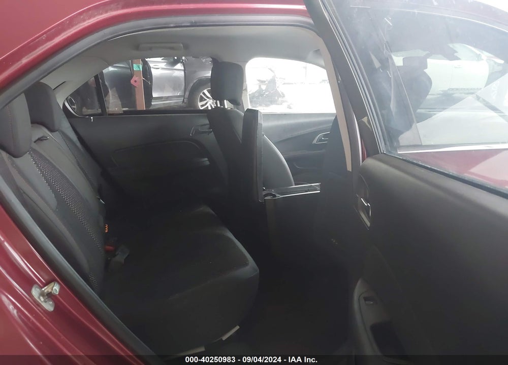 2010 CHEVROLET EQUINOX LT VIN: 2CNALDEW9A6394005