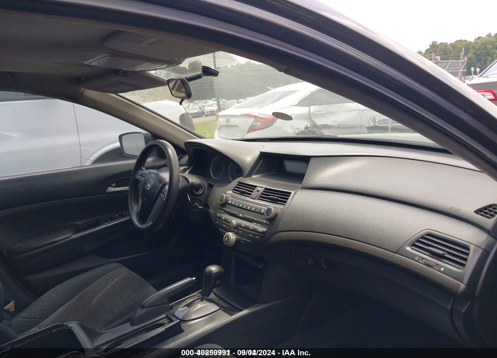 2009 HONDA ACCORD 2.4 LX VIN: 1HGCP26339A131017