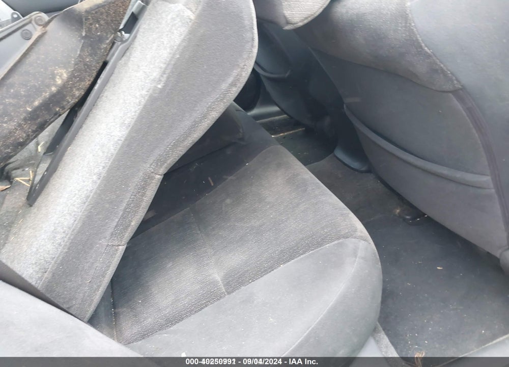 2009 HONDA ACCORD 2.4 LX VIN: 1HGCP26339A131017