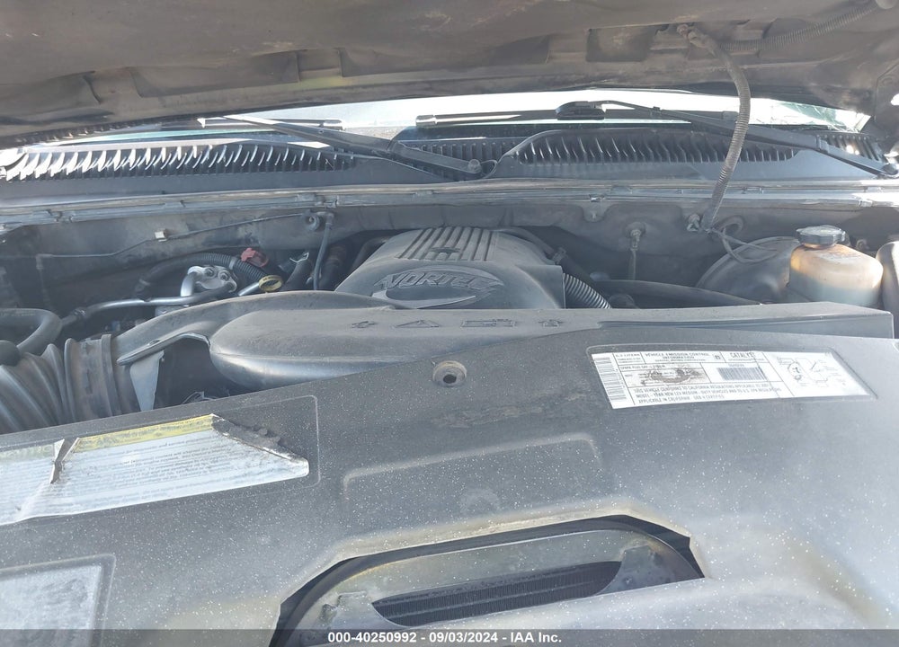 2001 CHEVROLET TAHOE VIN: 1GNEC13TX1R154857