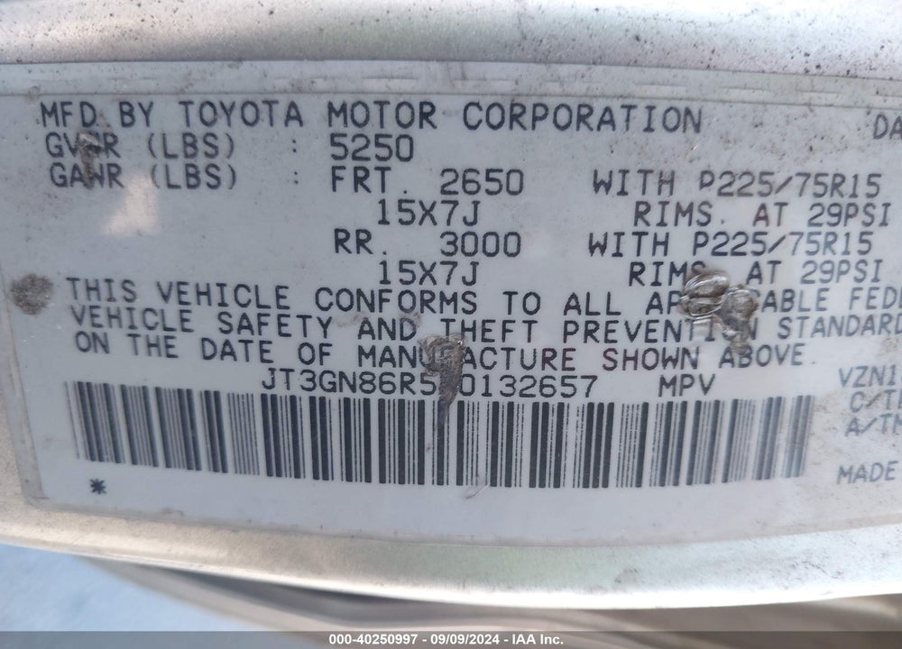 1999 TOYOTA 4RUNNER SR5 V6 VIN: JT3GN86R5X0132657