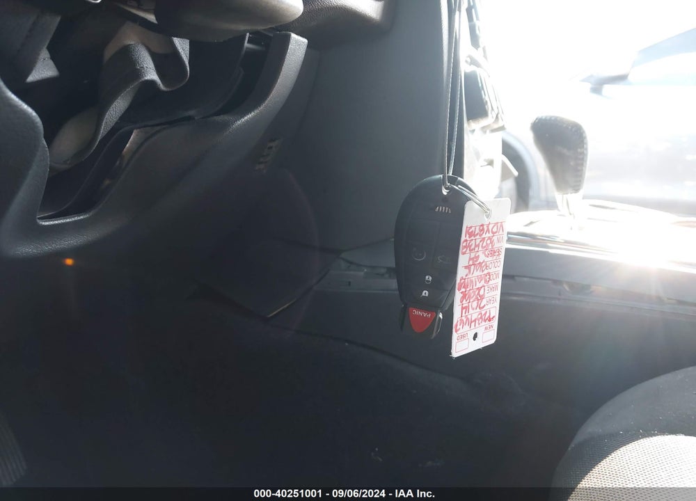 2014 DODGE CHALLENGER SXT VIN: 2C3CDYAG0EH302438