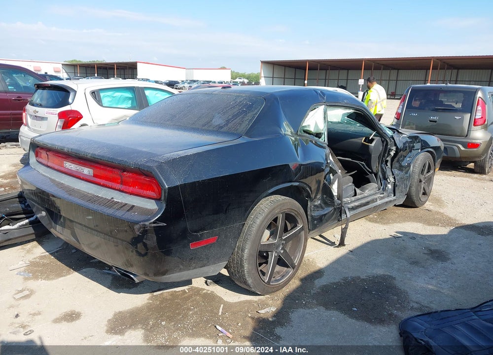 2014 DODGE CHALLENGER SXT VIN: 2C3CDYAG0EH302438