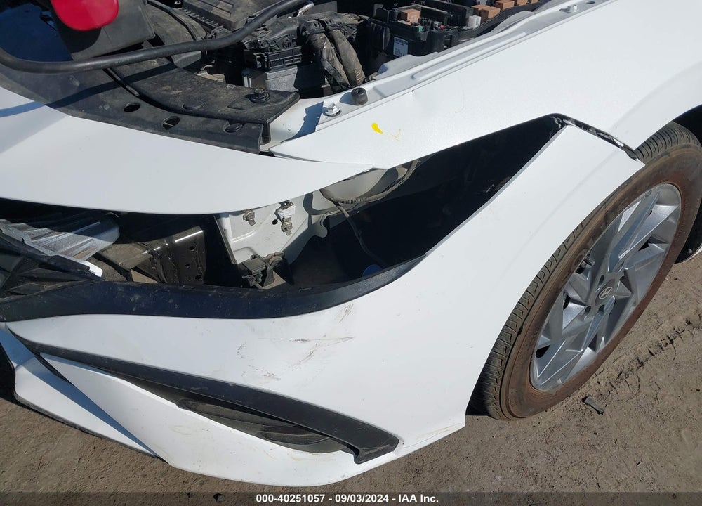 2024 HYUNDAI ELANTRA VIN: KMHLM4DG2RU776440
