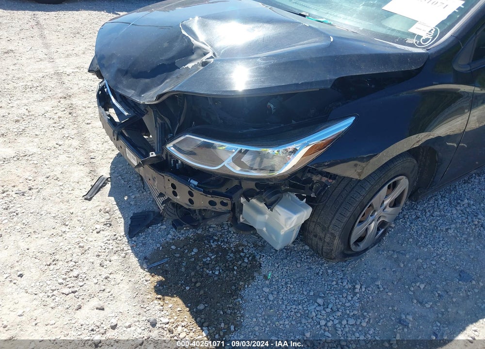 2018 CHEVROLET CRUZE LS AUTO VIN: 1G1BC5SM4J7118891