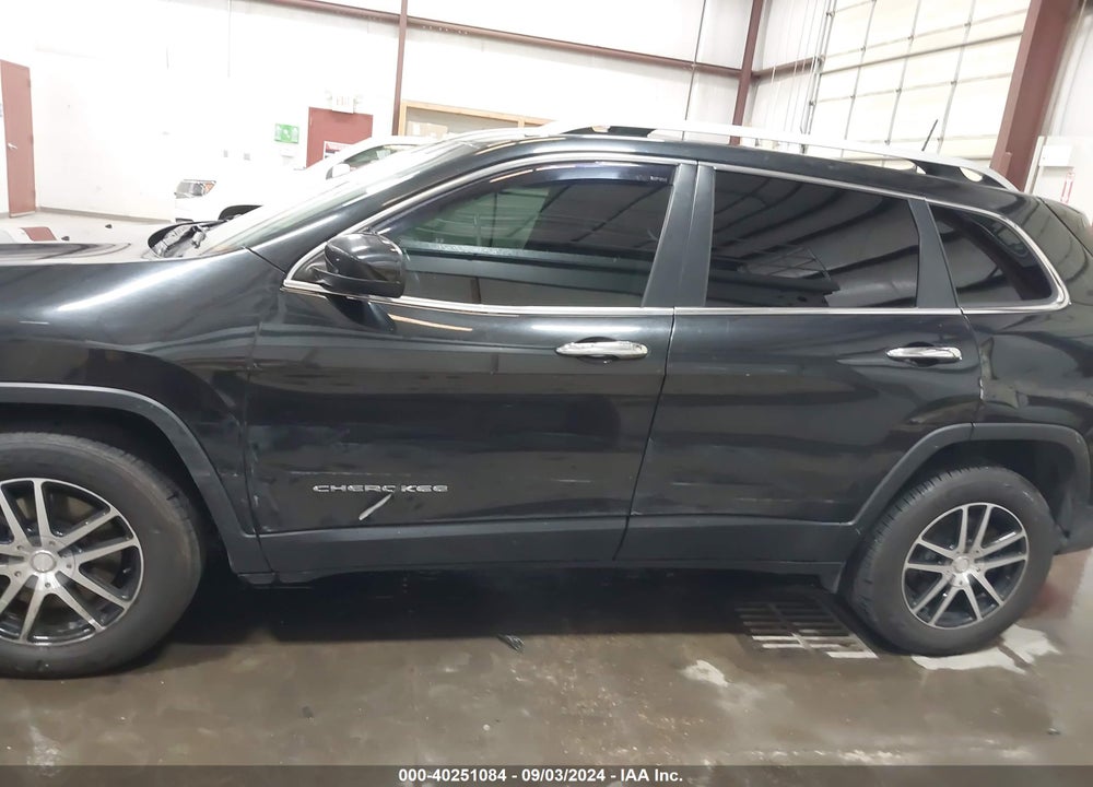 2016 JEEP CHEROKEE LATITUDE VIN: 1C4PJMCS8GW204214