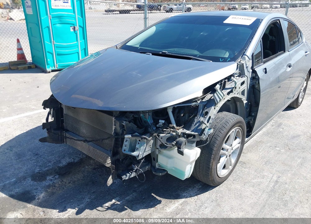 2018 CHEVROLET CRUZE LT AUTO VIN: 1G1BE5SM5J7125567