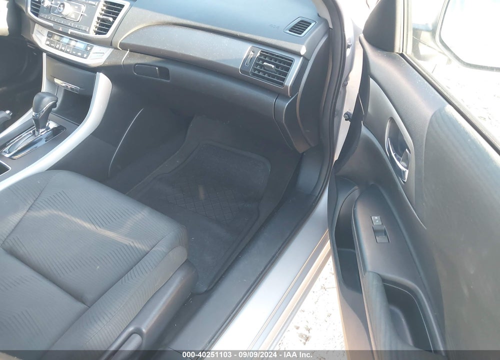 2015 HONDA ACCORD LX VIN: 1HGCR2F36FA127002