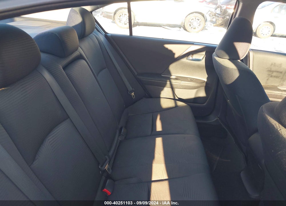 2015 HONDA ACCORD LX VIN: 1HGCR2F36FA127002