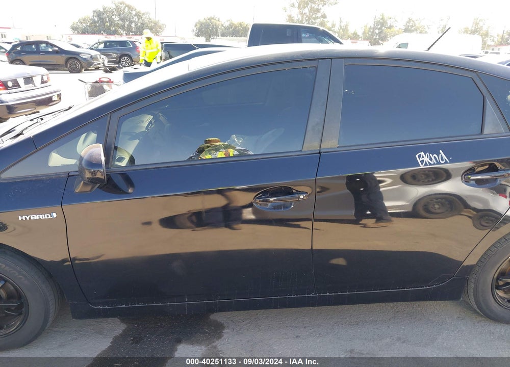 2015 TOYOTA PRIUS VIN: JTDKN3DUXF0471459