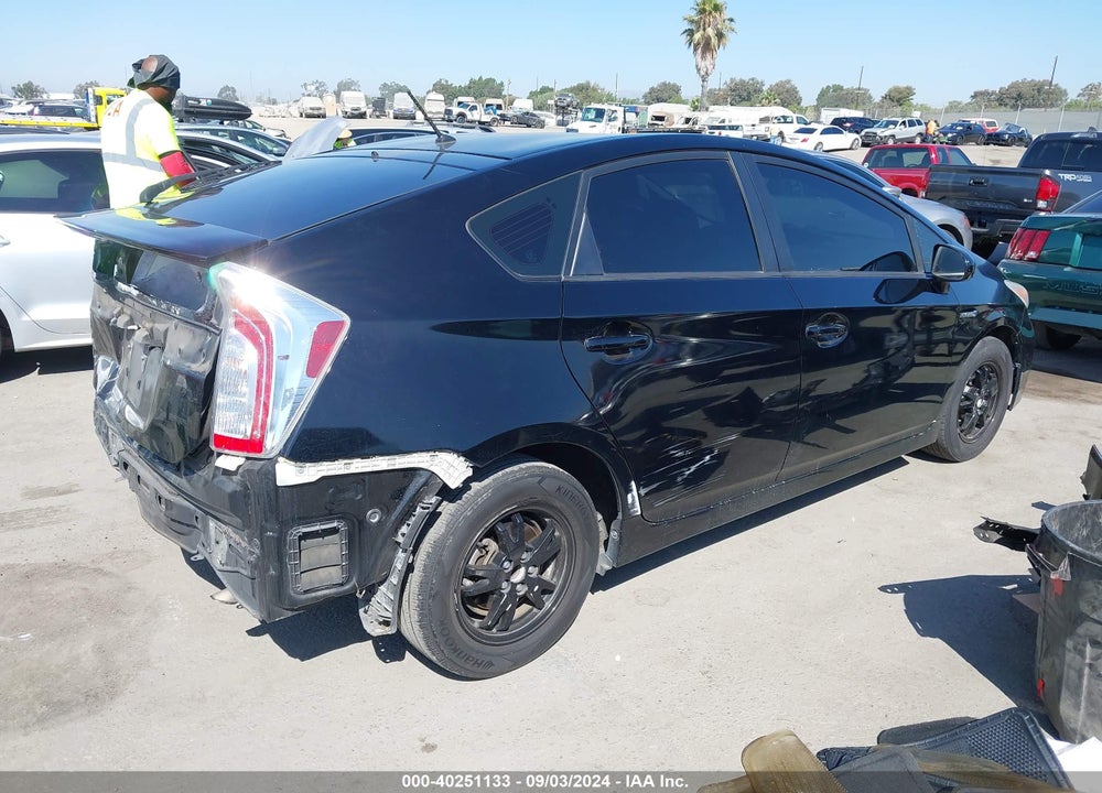 2015 TOYOTA PRIUS VIN: JTDKN3DUXF0471459