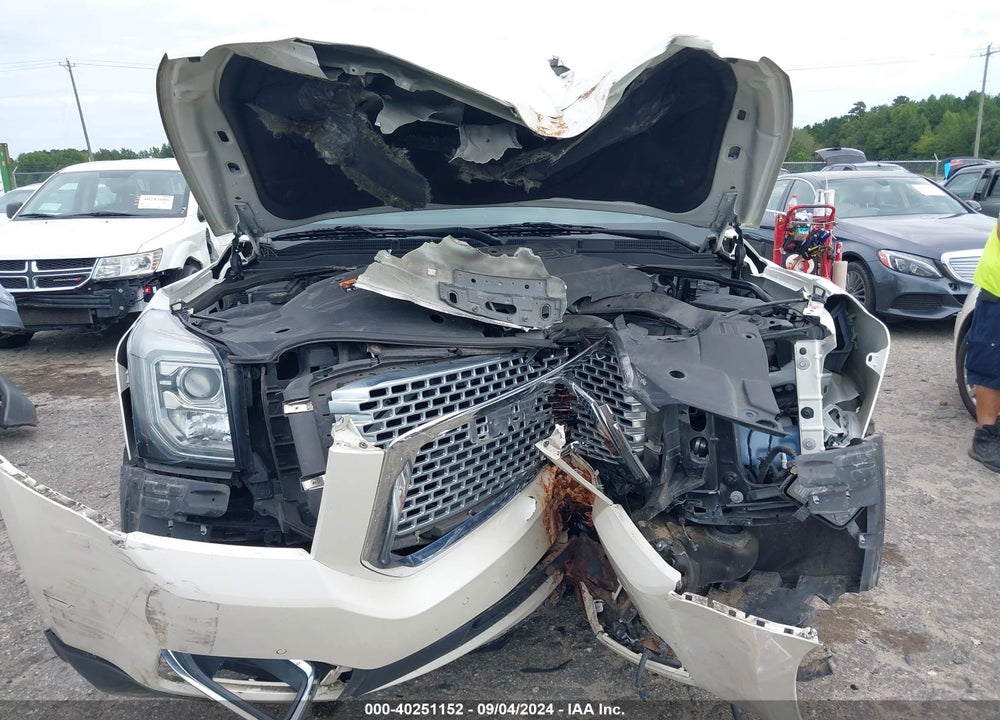 2015 GMC YUKON DENALI VIN: 1GKS2CKJ1FR600903