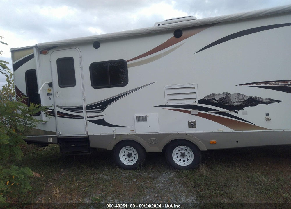 2011 KEYS PASSPO VIN: 4YDT28527BT413788