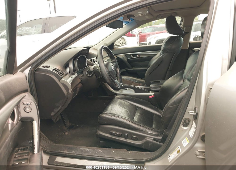 2010 ACURA TL 3.7 VIN: 19UUA9F53AA000352