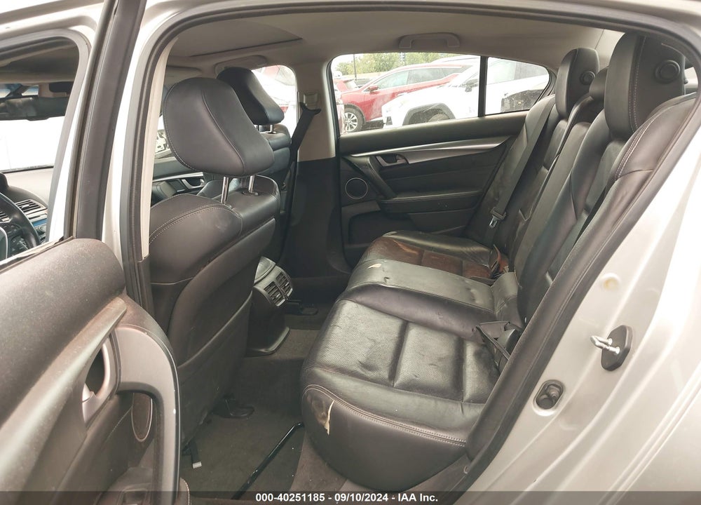2010 ACURA TL 3.7 VIN: 19UUA9F53AA000352