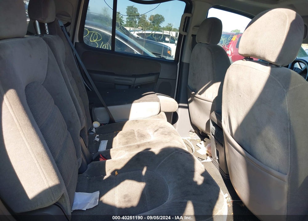 2005 FORD EXPLORER VIN: 1FMZU73W05UB87966