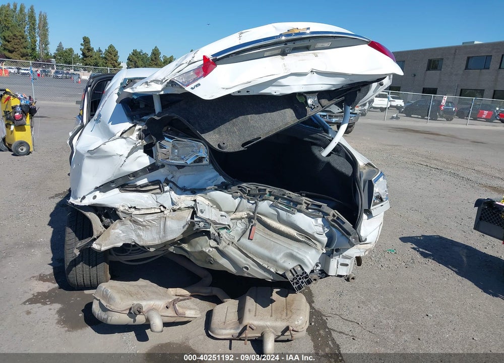 2018 CHEVROLET IMPALA 1LT VIN: 1G1105S35JU147586