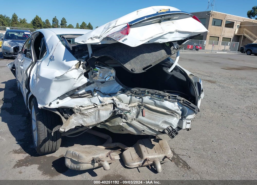 2018 CHEVROLET IMPALA 1LT VIN: 1G1105S35JU147586