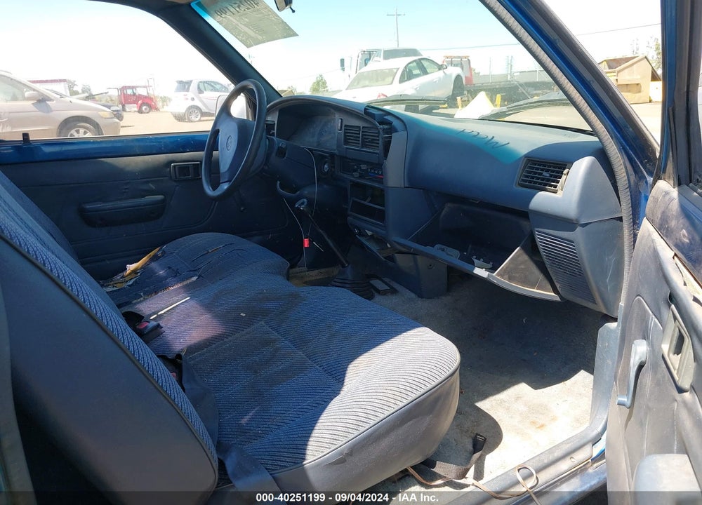 1994 TOYOTA PICKUP 1/2 TON SHORT WHLBASE STB VIN: 4TARN81A9RZ281279