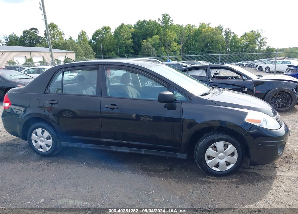 2009 NISSAN VERSA 1.6 VIN: 3N1CC11E49L493768