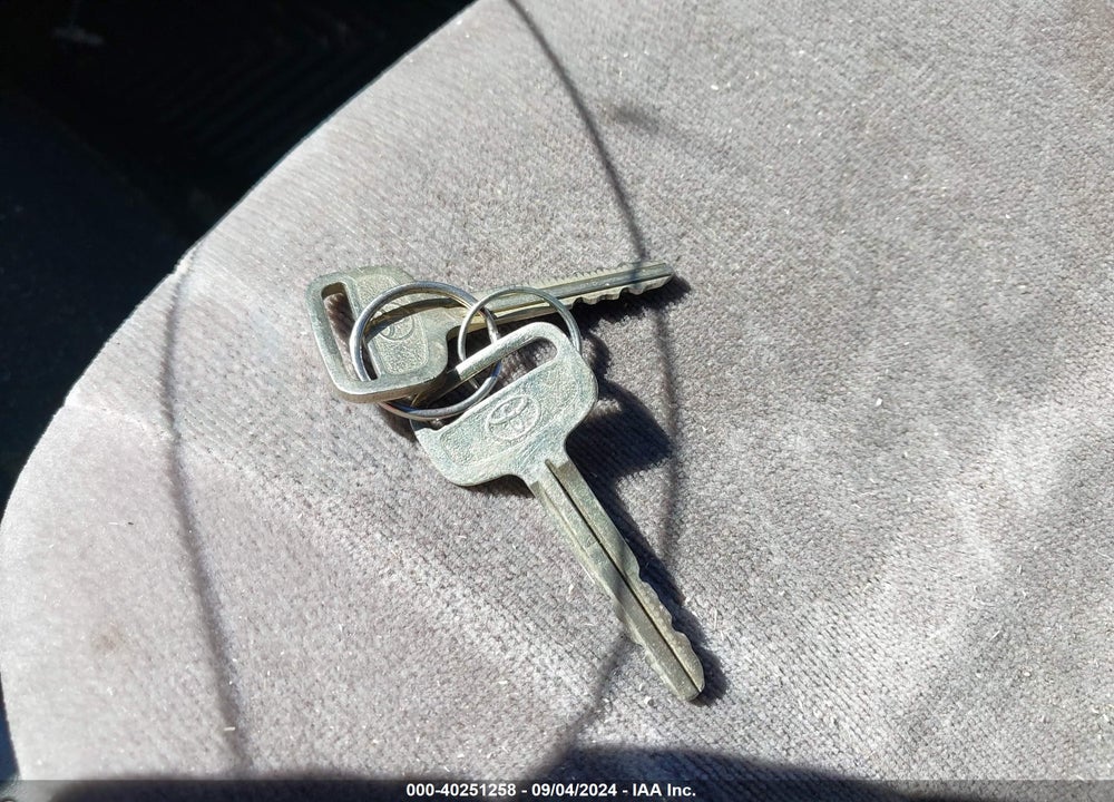 2002 TOYOTA TACOMA VIN: 5TEWN72N42Z030067