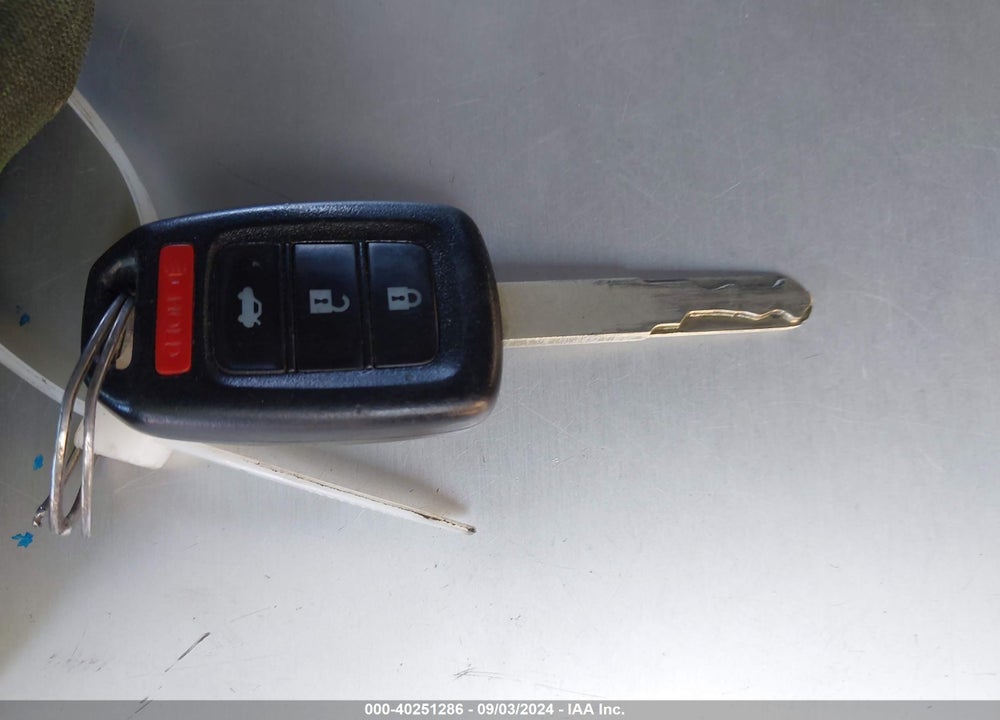 2015 HONDA ACCORD LX VIN: 1HGCR2F32FA256158
