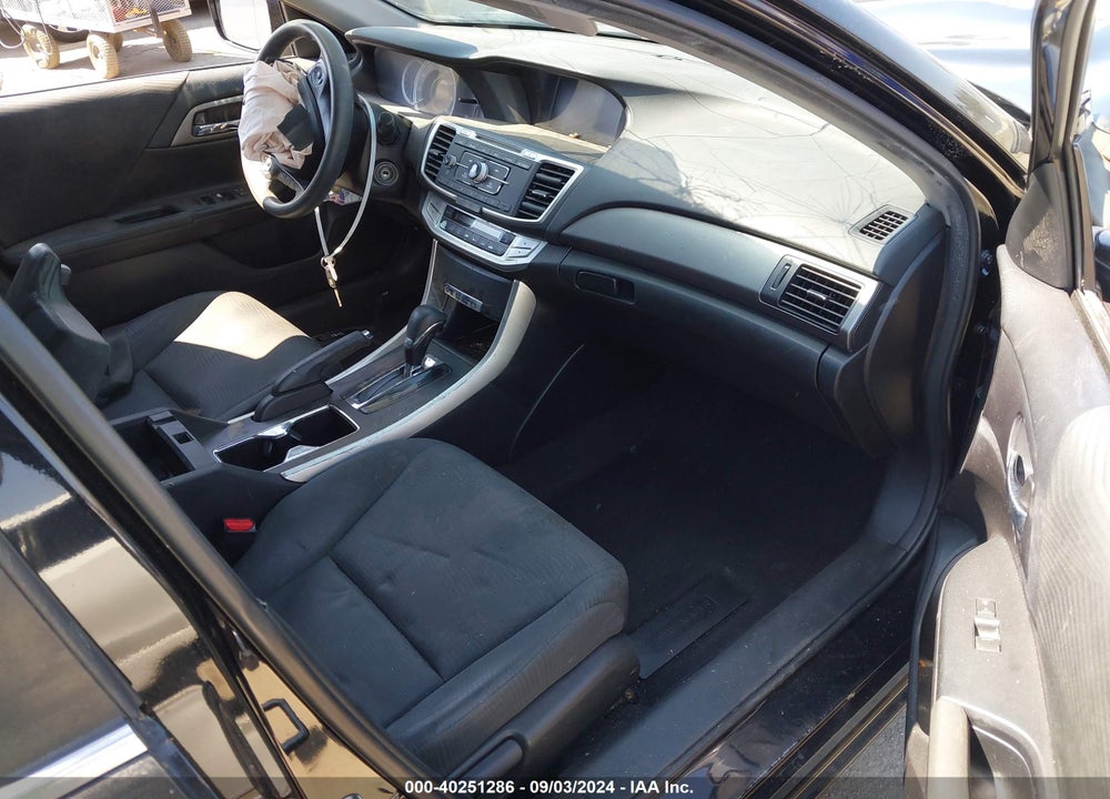 2015 HONDA ACCORD LX VIN: 1HGCR2F32FA256158