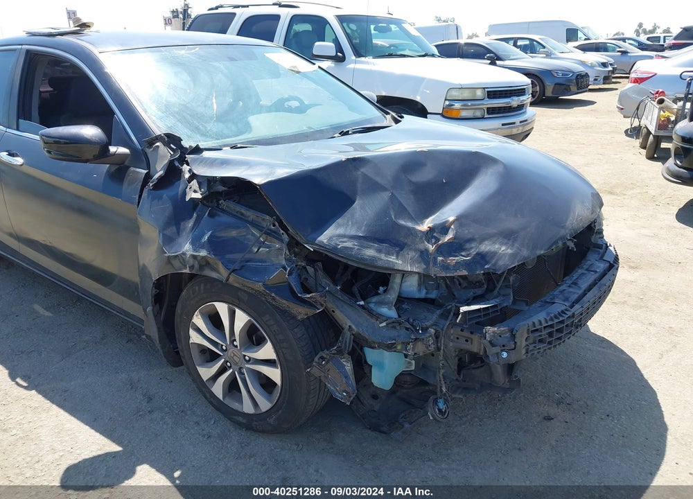 2015 HONDA ACCORD LX VIN: 1HGCR2F32FA256158