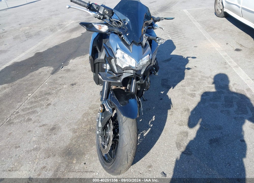 2022 KAWASAKI ZR900 VIN: JKAZR2F18NA037169