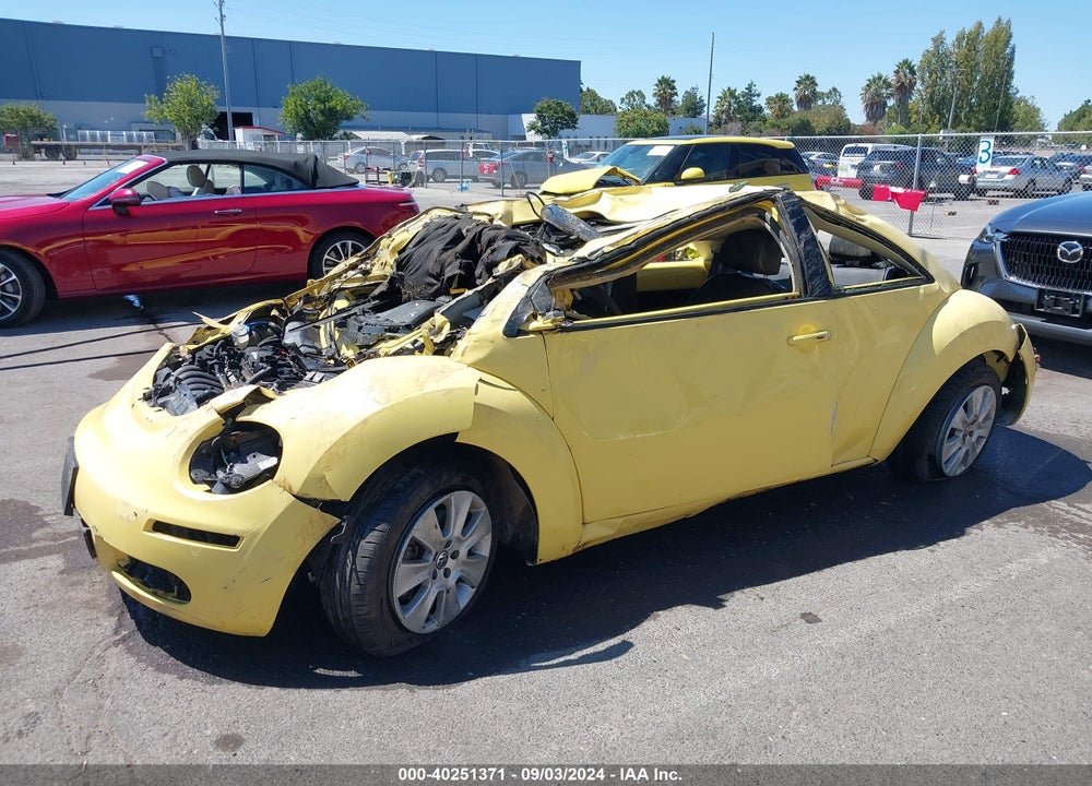 2008 VOLKSWAGEN NEW BEETLE S/SE VIN: 3VWRG31C88M527089