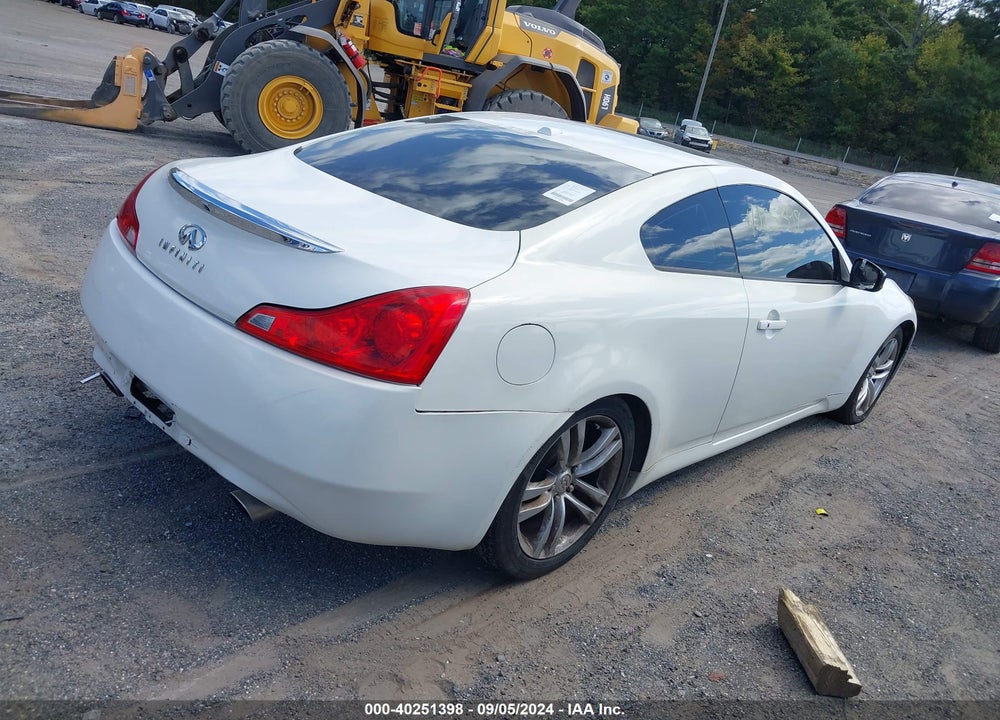 2009 INFINITI G37X VIN: JNKCV64FX9M332290